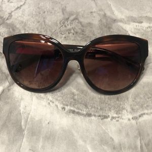 New & Authentic Burberry 3087 Sunglasses